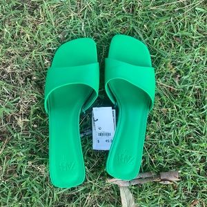Zara green heel leather nwt